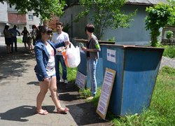 Environmental action "Everyone can help to solve environmental problems by separation of household waste"
